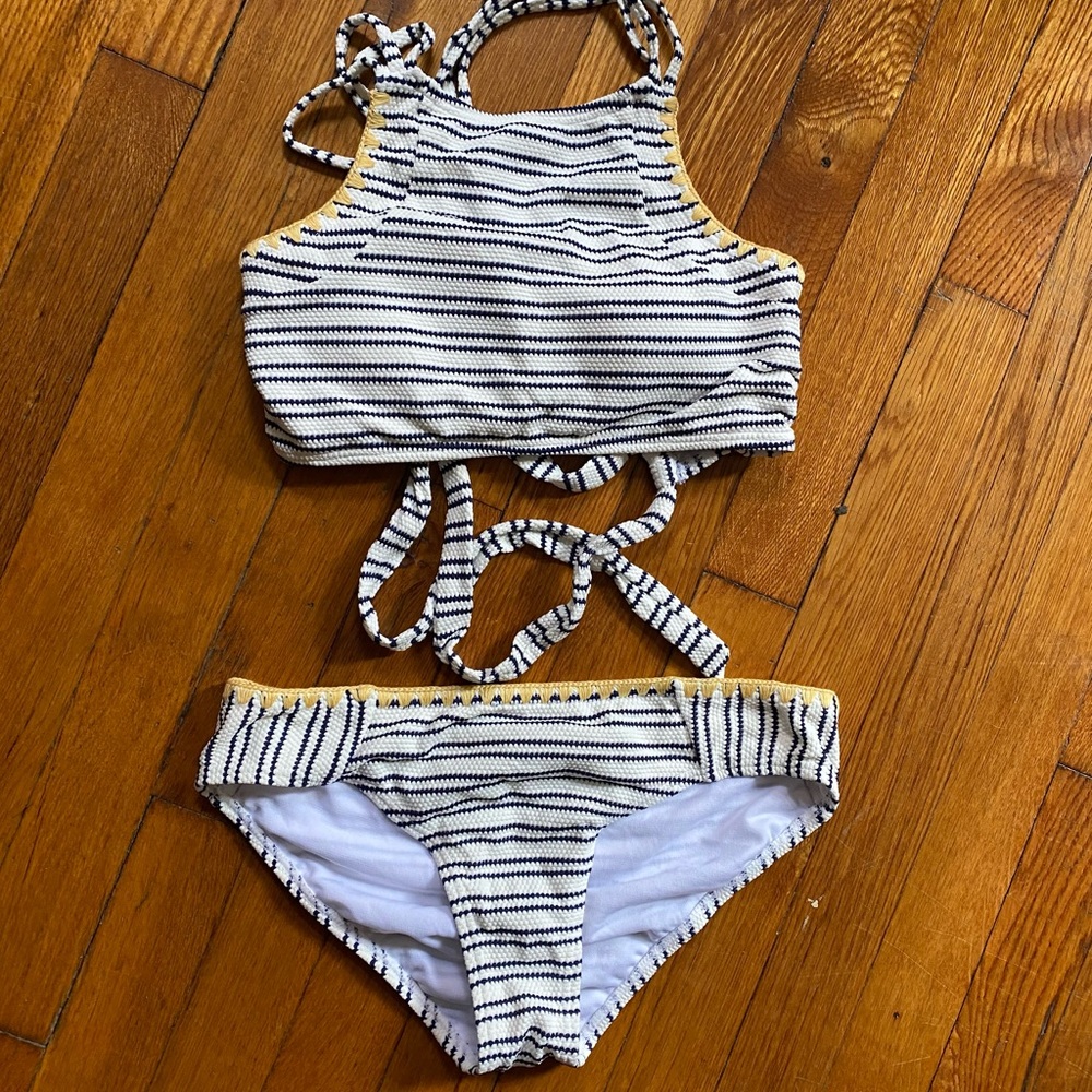 Two pieces striped swimsuit